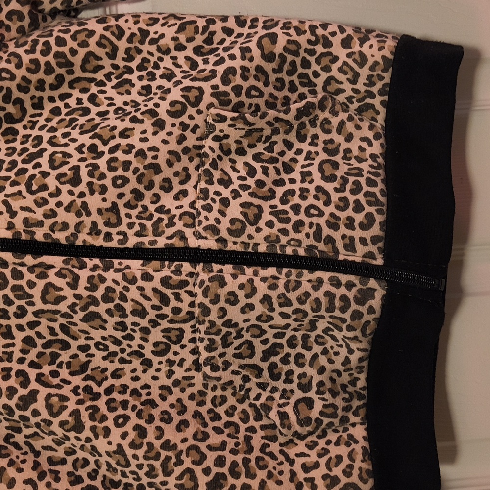 Leopard Print Jacket - Picture 2 of 6